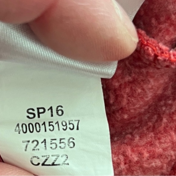 Women's The North Face Hoodie, size Medium - Picture 11 of 11